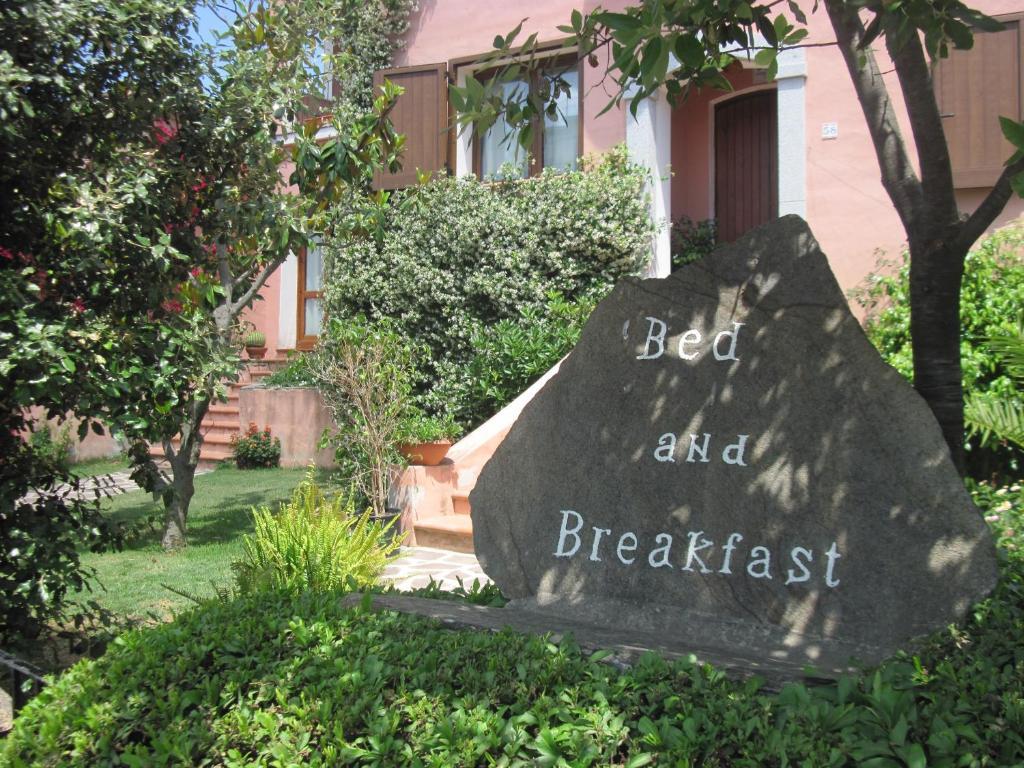 Bed & Breakfast Dessole Olbia Exterior photo